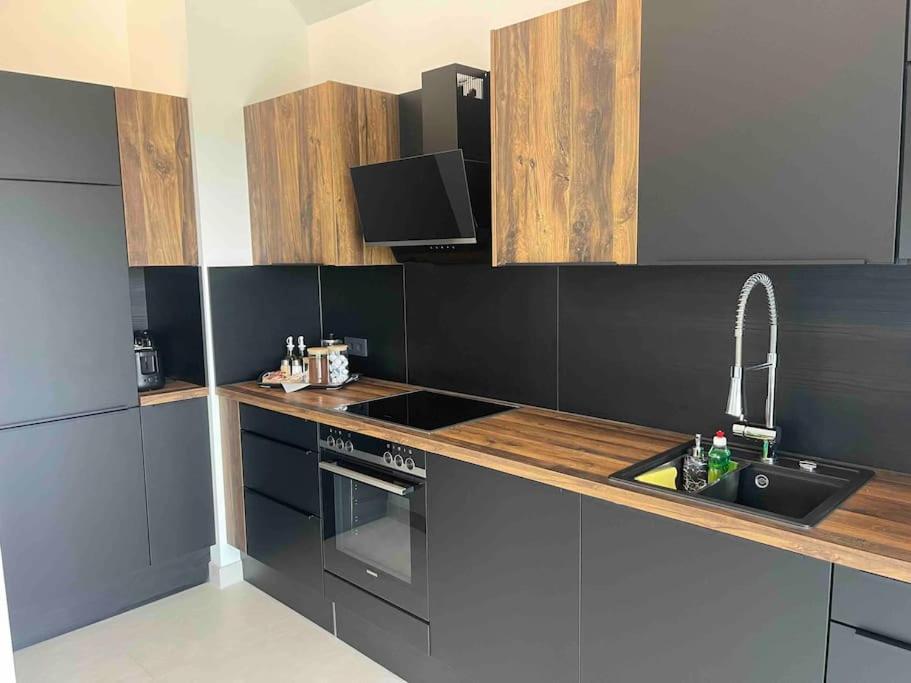 Wohnung Mit Garten Naehe Legoland Leipheim Esterno foto